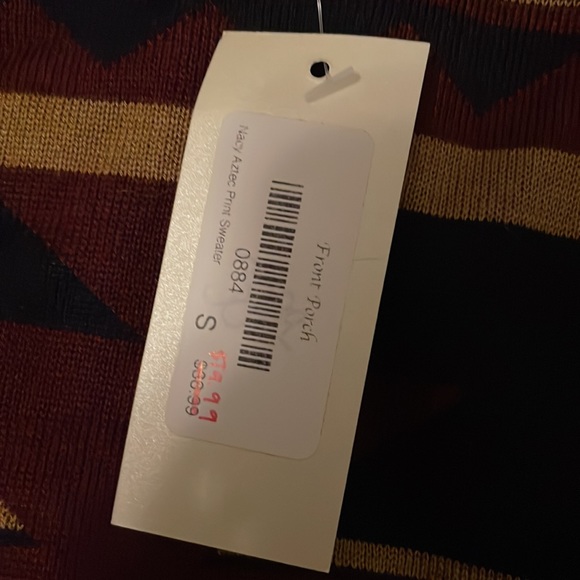 Aztec sweater - Picture 2 of 2